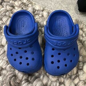 CROCS Kids Royal Blue size 4